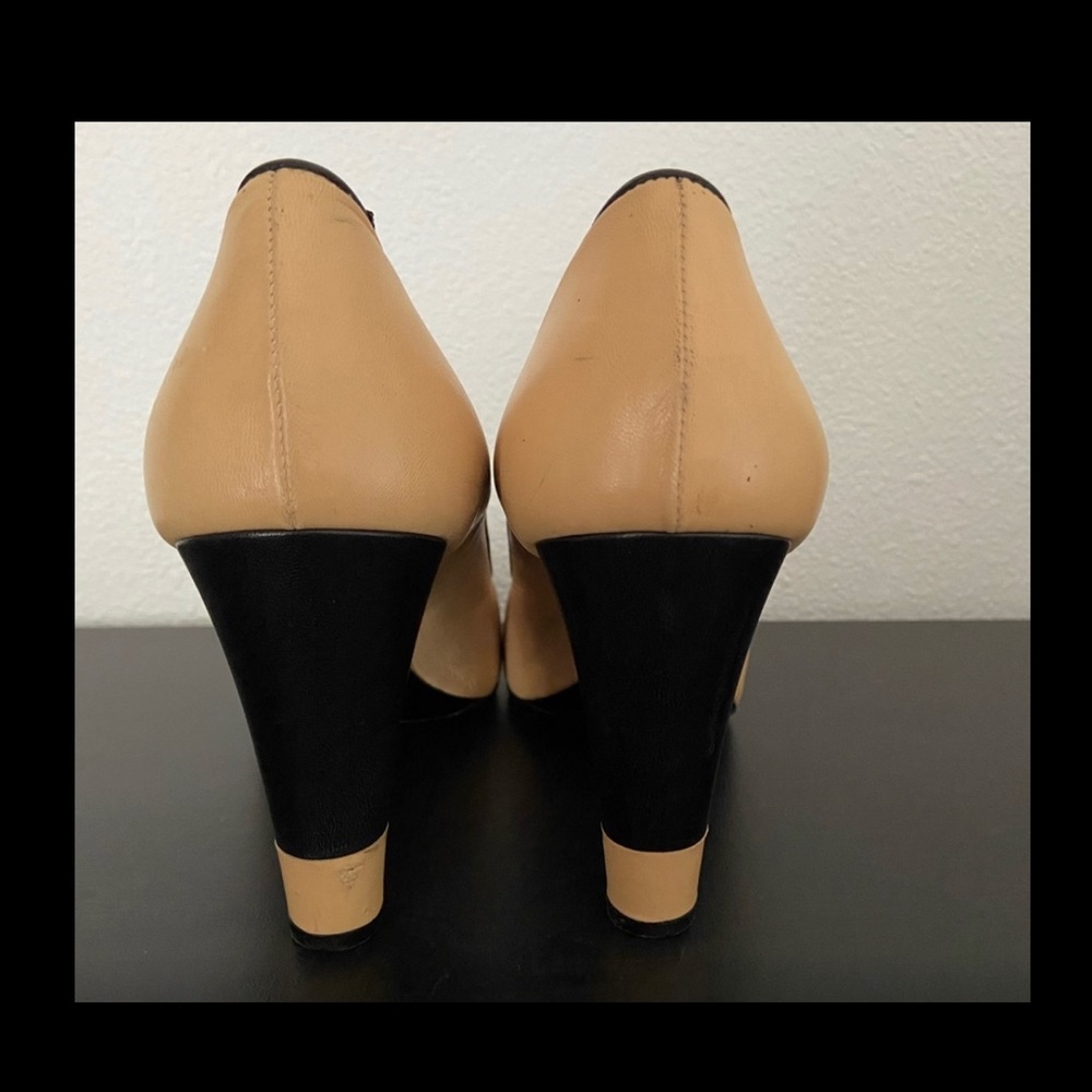 CHANEL Black and Tan Heels - Picture 4 of 15